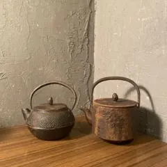 南部鉄瓶 2点 まとめ売り アラレ 松 小鉄瓶 急須 鉄器 茶道具 骨董 古道具