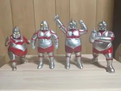 デブトラマン　ソフビ　4体セット