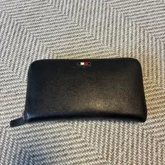 TOMMY HILFIGER ラウンドファスナー長財布 ブラック