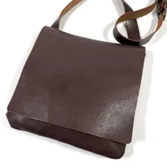 【美品】イルビゾンテ　ショルダーバッグ　レザー　エンボスロゴ　ダークブラウン