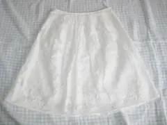 美品!PINOREピノーレのスカート