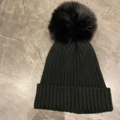 ナルミヤ　キッズ　黒いポンポン付きニット帽 Mサイズ　51-53センチ
