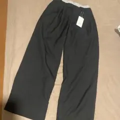 新品　BEAUTY&YOUTH ブラック Mサイズ スラックス