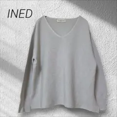 INED/イネド☆Vネックニット　セーター　ラメ　シルバー　7号　日本製