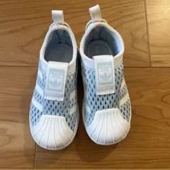 adidas メッシュスニーカー 水色