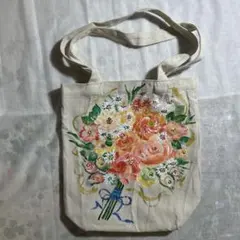 トートバッグ　トールペイント　手書き　ハンドメイド　オレンジの花束　布カバン　白