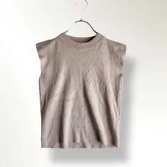 美品　クリア　レディースニットベスト　ベージュ