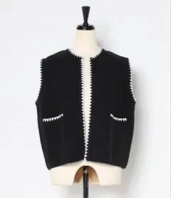 最終❗️今季・未使用‼️ブラック ベスト フリーサイズ ポケット付き
