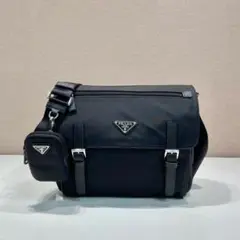 PRADA ブラック ショルダーバッグ