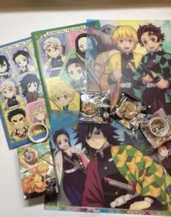 鬼滅の刃 まとめ売り 大量 缶バッジ トランプ 冨岡義勇 竈門炭治郎 我妻善逸