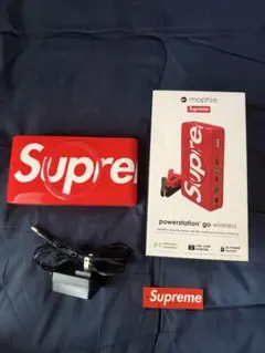 2025年最新】SUPREME モバイルバッテリーの人気アイテム - メルカリ