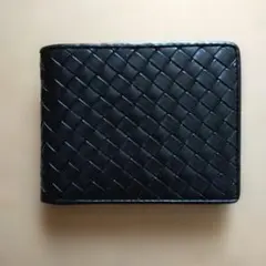 ブラックレザー 二つ折り財布