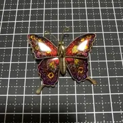 【価格変更】カラフル蝶デザインブローチ