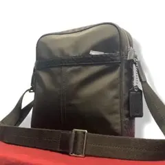 希少美品　コーチ　ショルダーバッグ　シグネチャー　ナイロン　カーキ　F70593