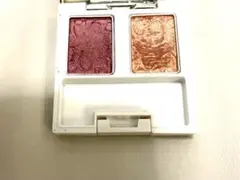 エレガンス　elegance アイシャドウ　アルモニーアイズ　01