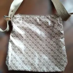 Item thumbnail for item 471abbc5-57cd-4dd6-928b-d9d72f23f58c