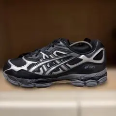 完売品！ASICS GEL-NYC BLACK silver テック系　y2kのサムネイル