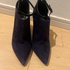 JIMMY CHOO ネイビー ポインテッドトゥブーツ