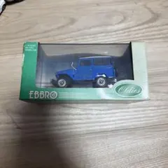 1/43 TOYOTA LandCruiser FJ40V(ホワイト×ブルー)のサムネイル