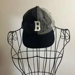H.R.REMAKE グレーと黒のキャップ B blueblue