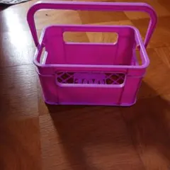 ピンクのコンテナボックス‼