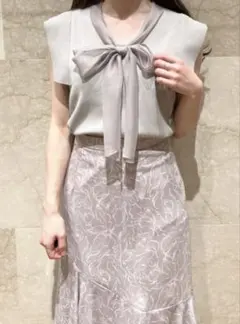 SNIDEL ボウタイニットプルオーバー　未使用品