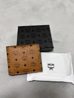 MCM 二つ折り財布 ブラウンのサムネイル