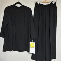セットアップ　ブラック　パンツ　ブラウス　礼服　セレモニー