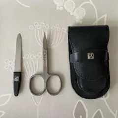 ヘンケルス ネイルケアセット ハサミ・ヤスリ・本革ケースの3点 未使用