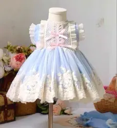 全品半額セール キッズ 水色のフリル付きワンピース ロリータ レース リボン