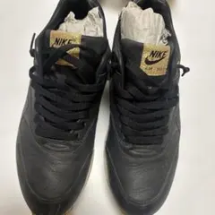 ナイキ　シューズ