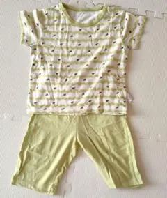 UNIQLO ベビーパジャマ 90cm