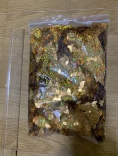 葉っぱ型スパンコール　【ラスト販売】