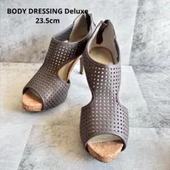【BODY DRESSING Deluxe】パンチングサンダル 23.5グレーのサムネイル