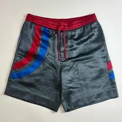 美品 GUCCI グッチ BAND刺繍 アセテート ショートパンツのサムネイル