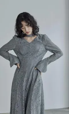 niana ドレス　グレージュ　新品未使用　LL niana（ニアナ） ドレス シャーリングチュールトップスセットドレス 2