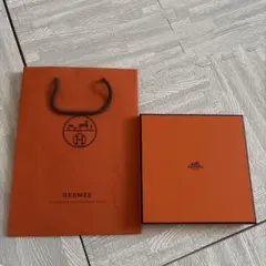 HERMES エルメス　ショッパー　紙袋と空箱 18✖️18✖️2.5セット