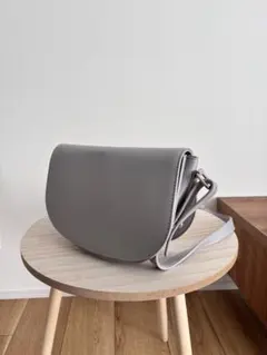 【ナノユニバース】ハーフラウンド型ショルダーバッグ/ライトブルー
