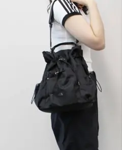 大人気最新モデル！韓国限定ノースフェイス　BONNEYパック 25AW　男女兼用