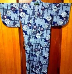 楓柄 浴衣 単品 紺色系 青色 花柄 浴衣 しぼり リメイク - メルカリ