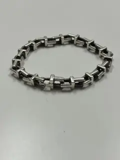 Tiffany & Co.　Tチェーンブレスレット ⭐︎廃盤入手困難⭐︎ Lサイズ Tiffany & Co. Tチェーンブレスレット ⭐︎廃盤入手困難⭐︎ L