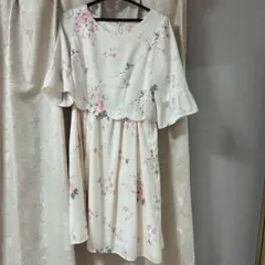 シェリエット　花柄ワンピース