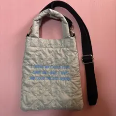 ショルダーポーチ　グレー