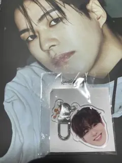 treasure ジェヒョク pulse on 顔アクキー 楽 CD付