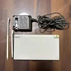 m*n様 ニンテンドーDS Lite ホワイト 本体(ジャンク品)