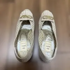 MOGA ベージュ メッシュ パンプスのサムネイル