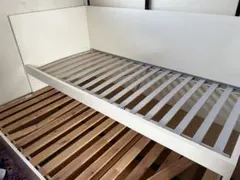 흰색 이층 침대 서랍