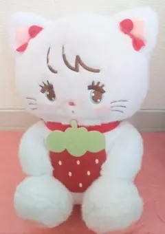 mikko illustrations いちごBIGぬいぐるみ　ミッコ　ムース