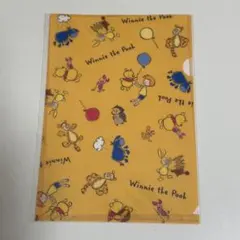 ディズニー　くまのプーさん　クリアファイル