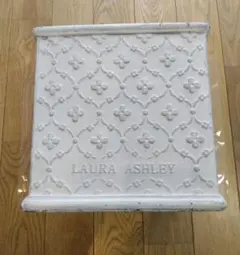 LAURA ASHLEY 鉢植え プランター - メルカリ